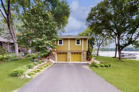 325 Maple Island Rd, Burnsville, MN 55306