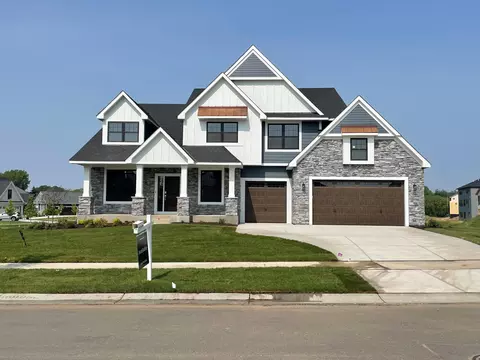 1394 Palmer Dr N, Lake Elmo, MN 55042