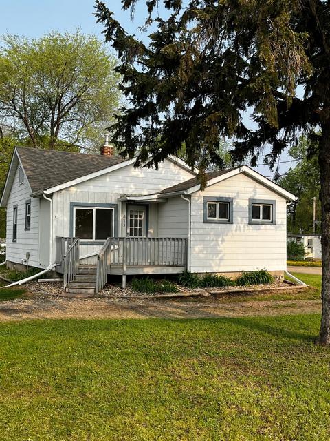613 N 1st St, Darwin, MN 55324