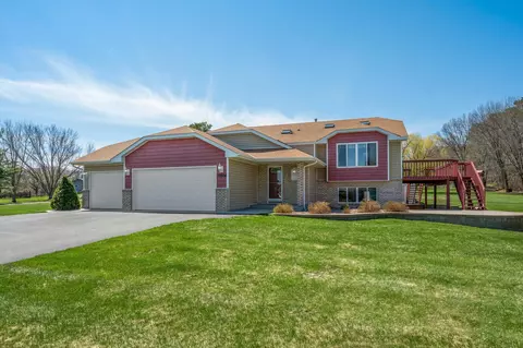 39604 Cherokee Ave, North Branch, MN 55056