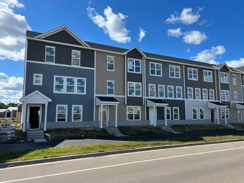 2511 Paddock Path, Shakopee, MN 55379