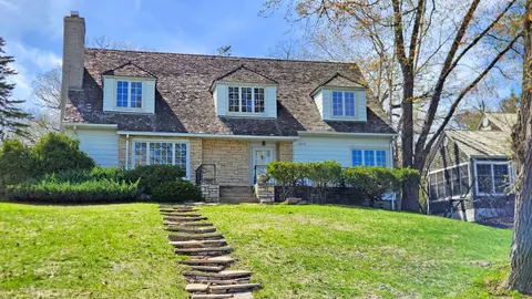 3418 W Bde Maka Ska Pkwy, Minneapolis, MN 55416