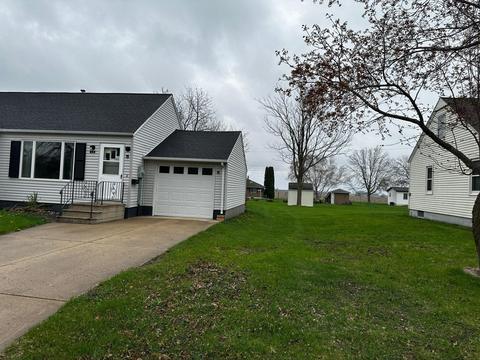 503 Kenzie St, Sherburn, MN 56171