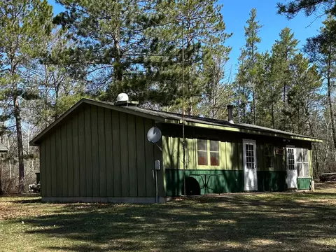 25555 Pine Dr, Sebeka, MN 56477