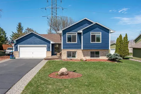 9625 Rosewood Ln N, Maple Grove, MN 55369