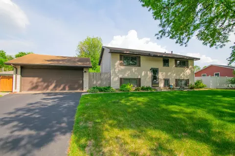 7840 Sierra Pkwy, Brooklyn Park, MN 55444