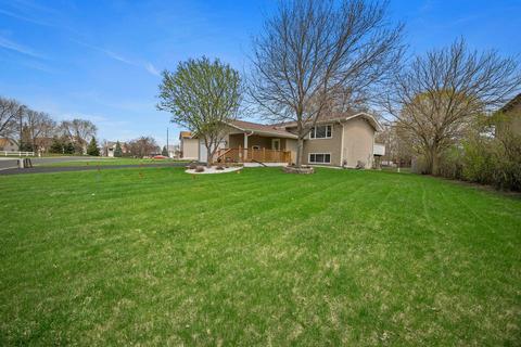 8472 Adair Ave N, Brooklyn Park, MN 55443 | 18 Photos | MLS #6366847 ...
