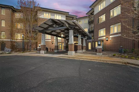 3251 Louisiana Ave S #322, Saint Louis Park, MN 55426