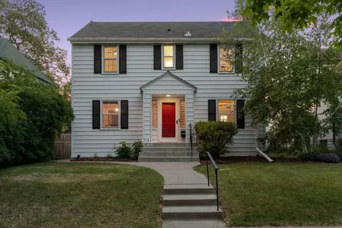 2083 Bayard Ave, Saint Paul, MN 55116