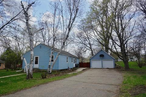 424 W Jackson St, Saint Peter, MN 56082