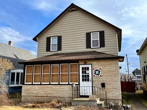 115 W 4th Ave N, Aurora, MN 55705