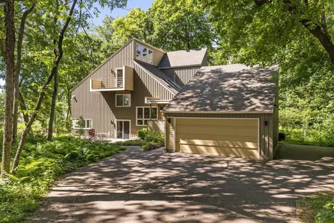 3326 Martha Ln, Minnetonka, MN 55345