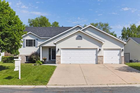 822 Goldfinch Dr, Waconia, MN 55387