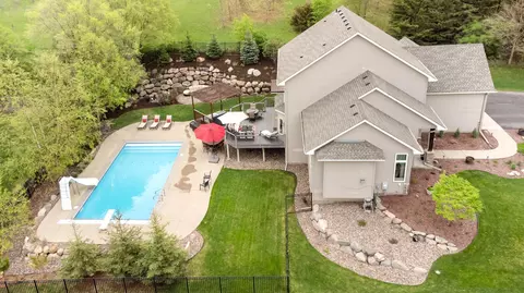 3011 Caledonia Dr, Farmington, MN 55024