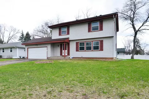 1713 Amy Ln, Brooklyn Center, MN 55430