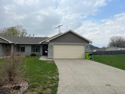 415 19th St, Zumbrota, MN 55992