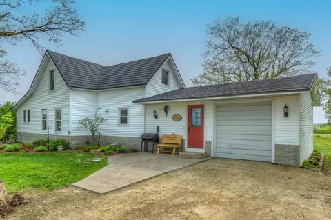 1068 260th St, Baldwin, WI 54028