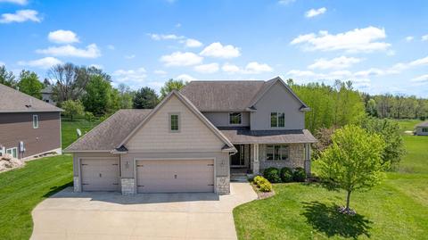 1820 Shannon Oaks Blvd NE, Rochester, MN 55906