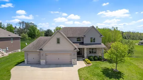 1820 Shannon Oaks Blvd NE, Rochester, MN 55906