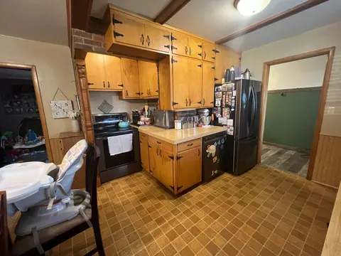 945 6th St, Windom, MN 56101 photo 12