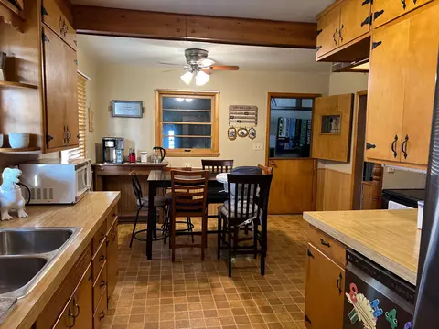 945 6th St, Windom, MN 56101 photo 13