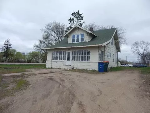 18 1st Ave N, Long Prairie, MN 56347