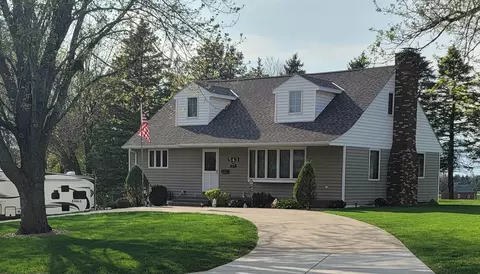 543 4th Ave, Mountain Lake, MN 56159