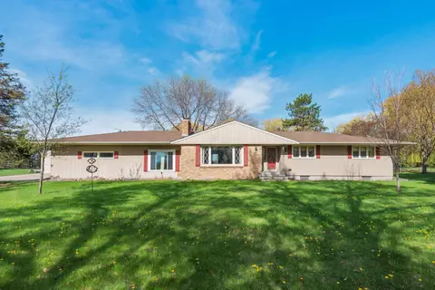 17564 Ward Lake Dr NW, Andover, MN 55304