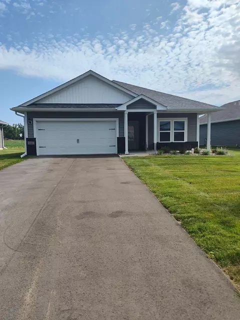 541 Valley Dr W, Annandale, MN 55302
