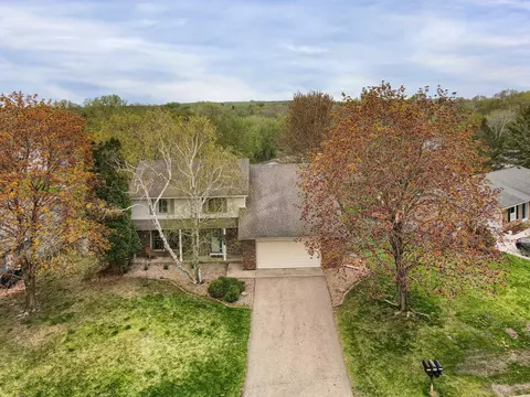 4694 Penkwe Way, Eagan, MN 55122