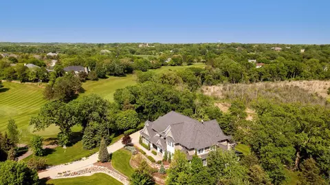 2145 Gallery Ct, Victoria, MN 55386