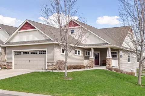 521 Roanoke Ct, Waconia, MN 55387