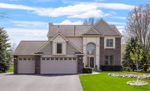 9305 Avalon Ct, Inver Grove Heights, MN 55077