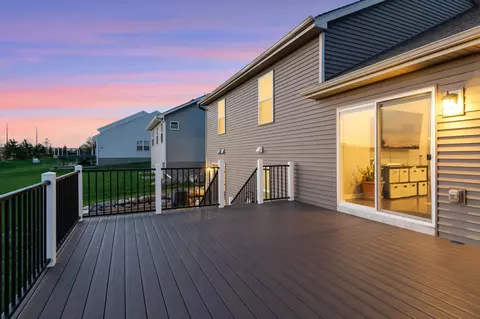 15169 Emory Cir, Apple Valley, MN 55124