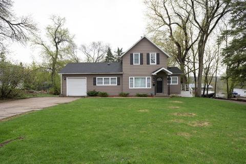 1002 E Mt Faith Ave, Fergus Falls, MN 56537