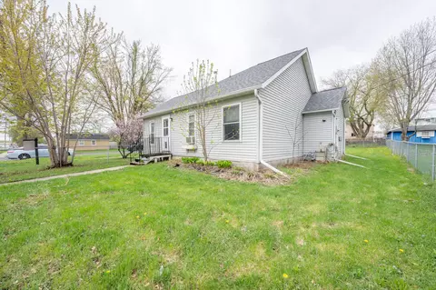 17 2nd St NE, Kasson, MN 55944
