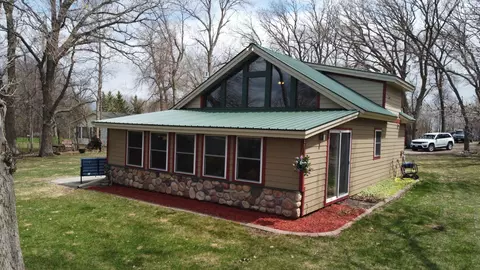 28278 Starlight Dr, Dalton, MN 56324