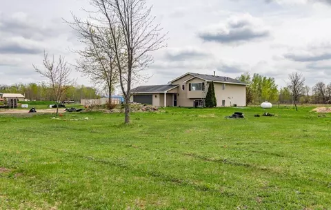 16903 319th Ave NW, Princeton, MN 55371