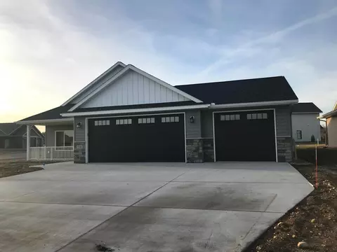 1501 3rd Ave N, Cold Spring, MN 56320