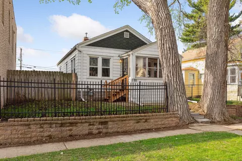 506 Sherburne Ave, Saint Paul, MN 55103