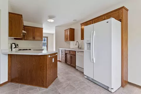 177 Chippewa Rd, Loretto, MN 55357 photo 2