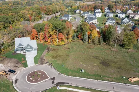 714 Shawnee Woods Rd, Medina, MN 55340