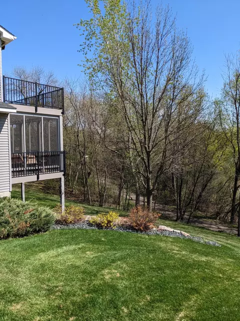 3517 Bay Knolls Dr NW, Prior Lake, MN 55372
