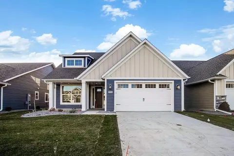 5026 Dale Ridge Rd, Woodbury, MN 55129
