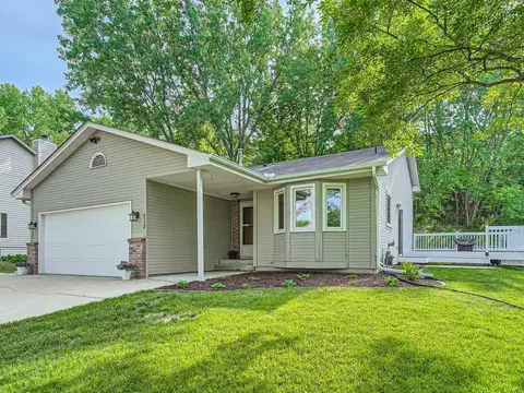 6520 Mere Dr, Eden Prairie, MN 55346
