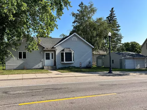 710 Sinclair Lewis Ave, Sauk Centre, MN 56378