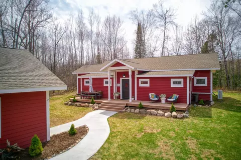 26885 Eagle View Dr, Bovey, MN 55709