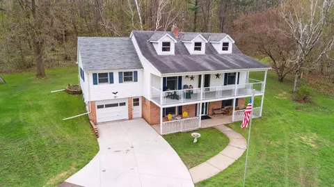 w7425 Us 10, Ellsworth, WI 54011