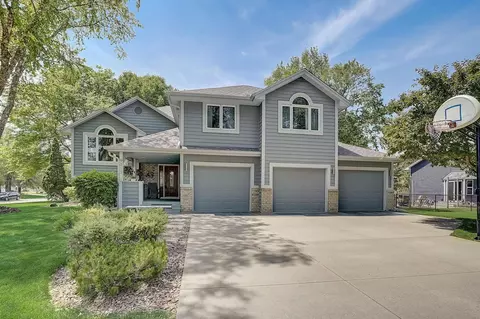9313 Newton Ave N, Brooklyn Park, MN 55444