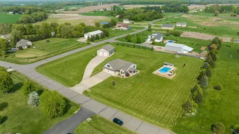 26063 Kodiak Ave, Chisago City, MN 55013